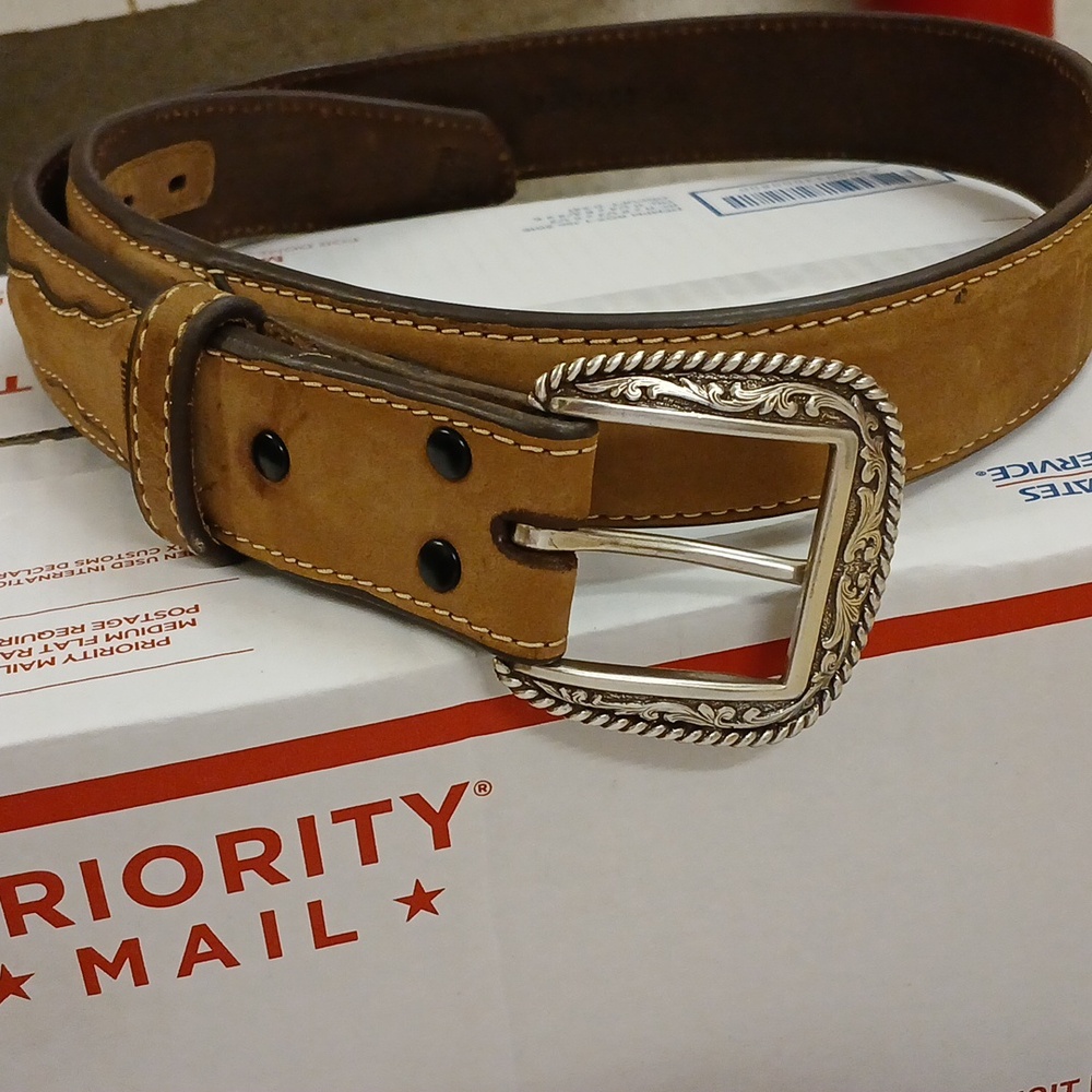 Red dirt co. Belt genuine leather  size 34 blonde in xolor